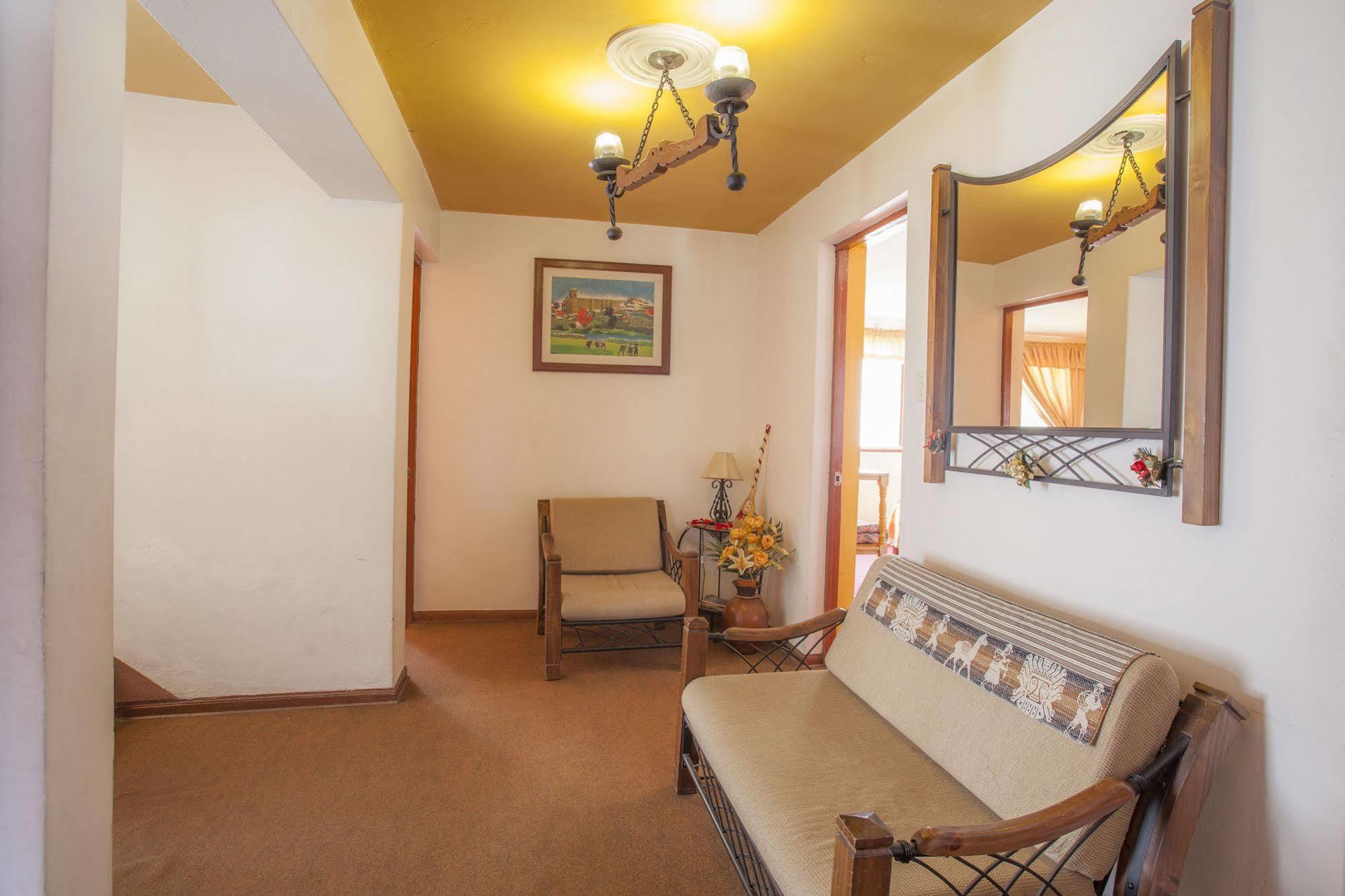 Alojamiento Soledad Huaraz  Exterior photo