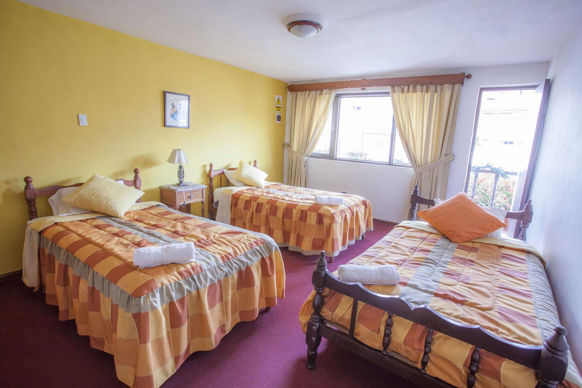 Alojamiento Soledad Huaraz  Exterior photo