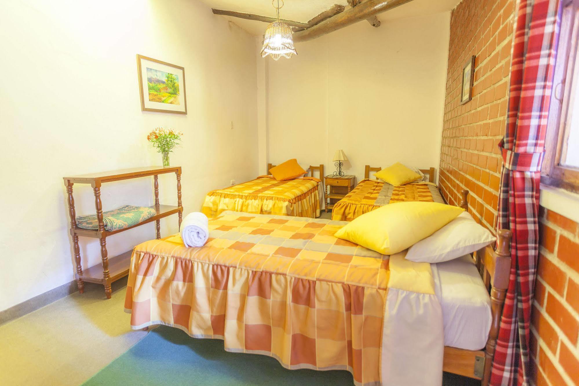 Alojamiento Soledad Huaraz  Exterior photo